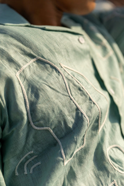 HAND EMBROIDERED LINEN SHIRT | ABSTRACT ARTFULLNESS